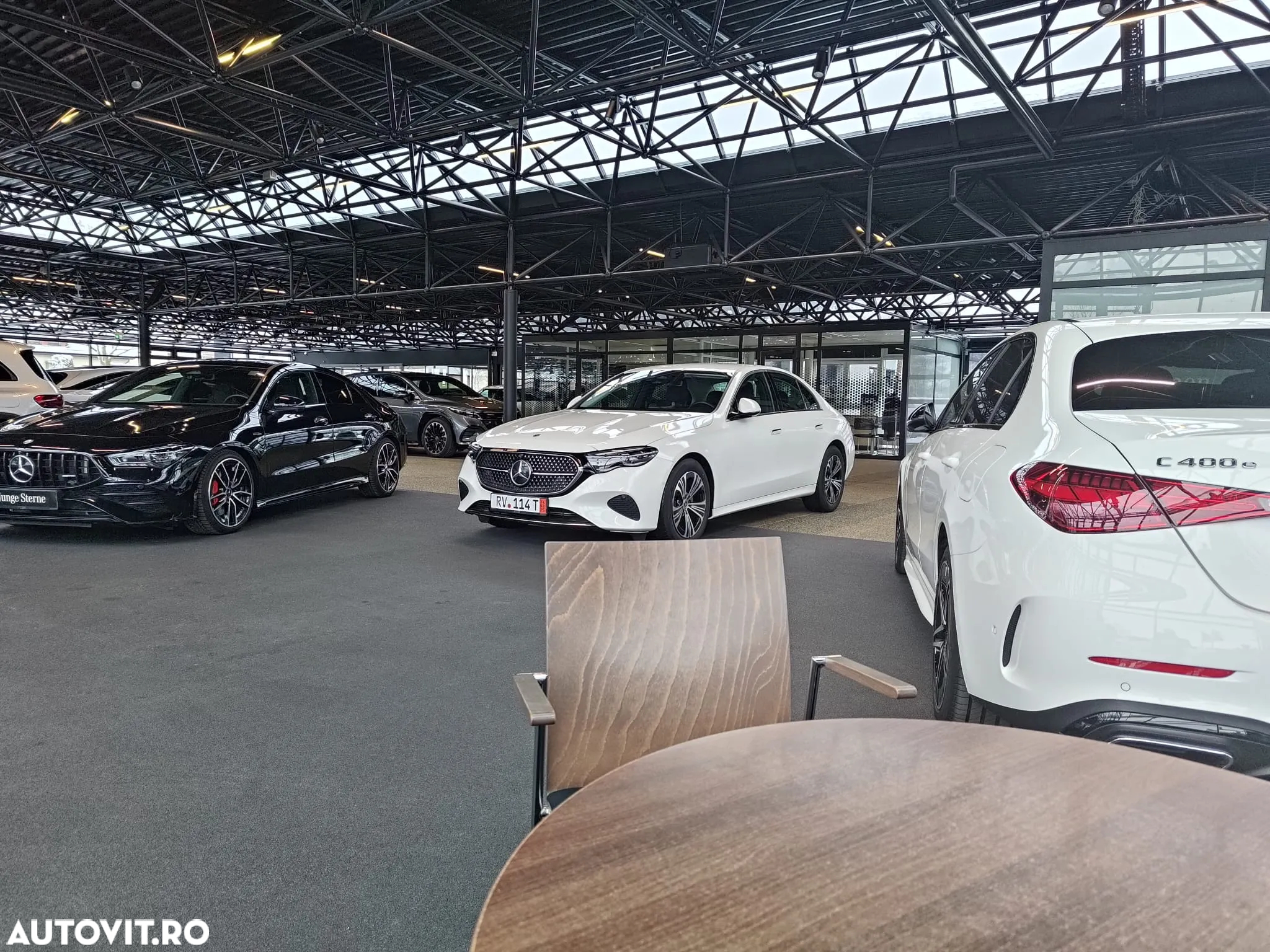 Mercedes-Benz E 200 T 9G-TRONIC Edition AVANTGARDE - 2