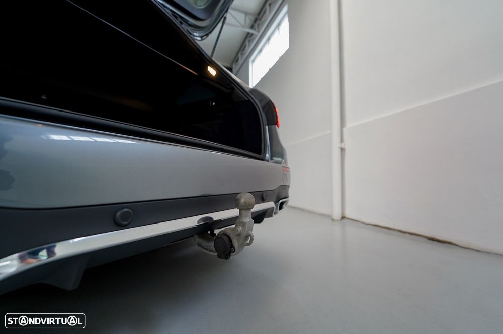 Mercedes-Benz E 300 de AMG Line - 34