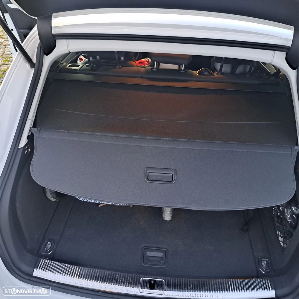 Audi A4 Avant 2.0 TDI DPF Ambition - 9