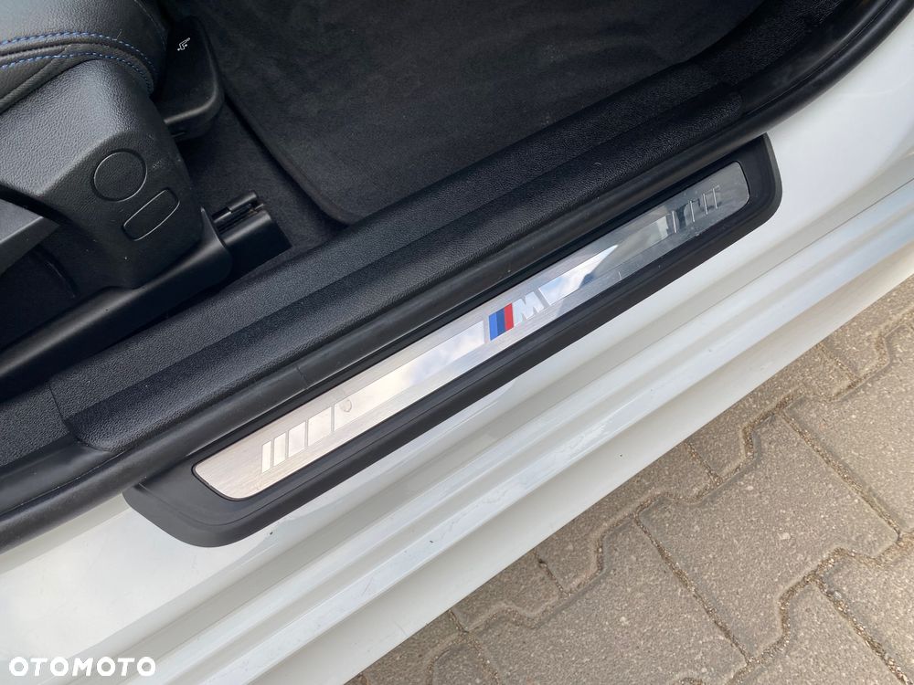 BMW Seria 3 318i M Sport - 20
