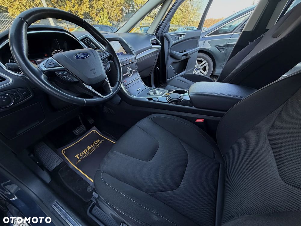 Ford S-Max 2.0 EcoBlue Titanium - 19