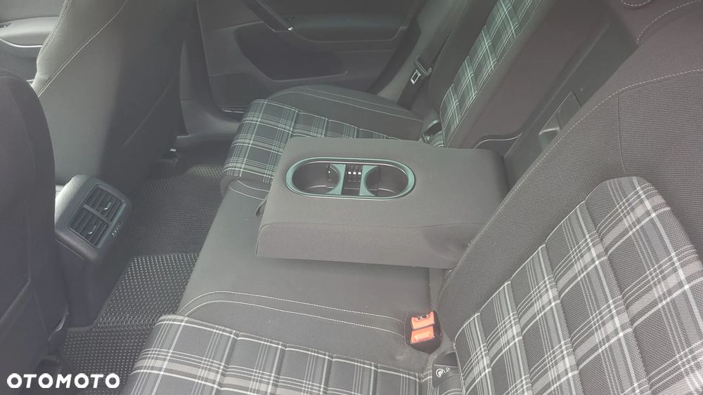 Volkswagen Golf 2.0 TDI BMT GTD DSG - 25