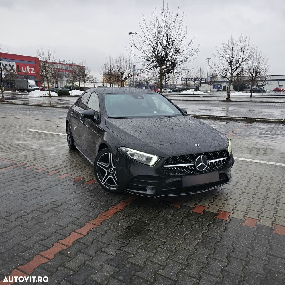 Mercedes-Benz A 180 7G-DCT AMG Line - 3