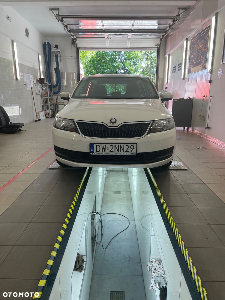 Skoda RAPID 1.0 TSI Active - 1