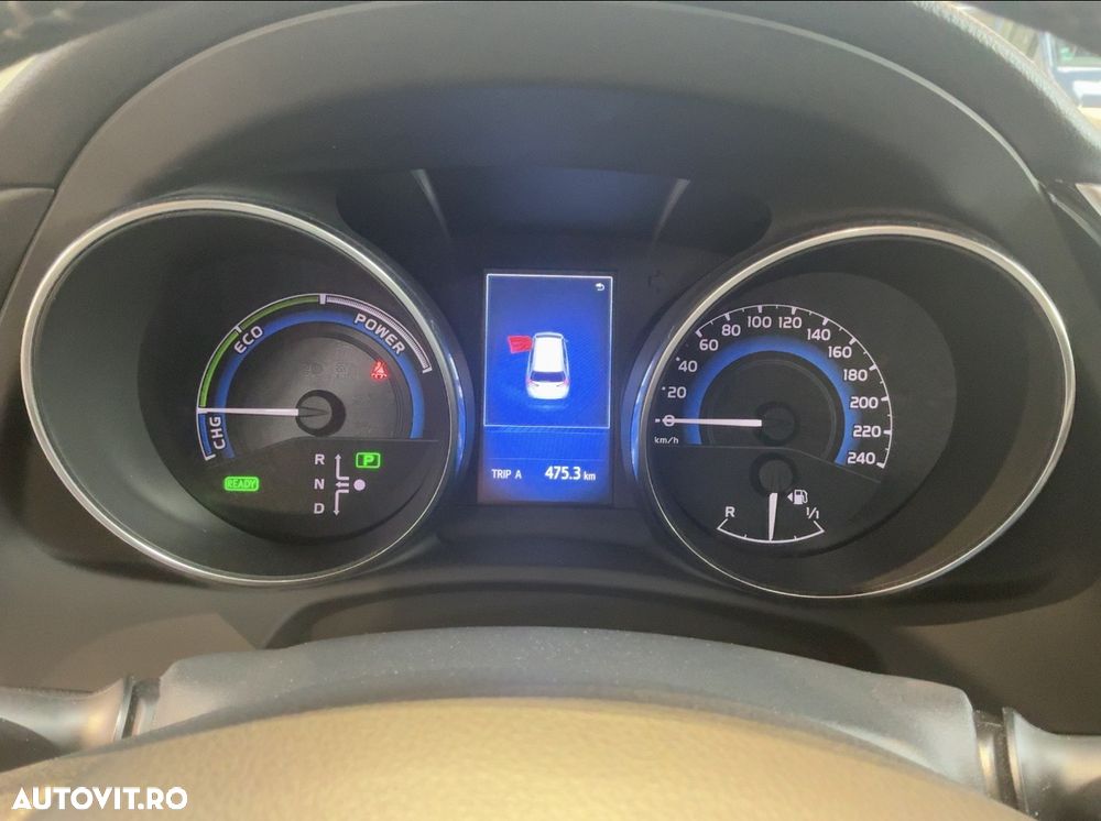 Toyota Auris 1.8 Executive - 6