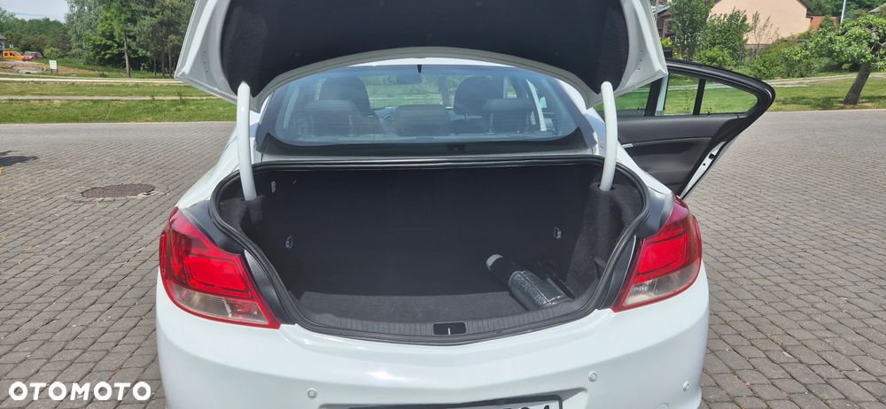 Opel Insignia 2.0 CDTI Edition - 11