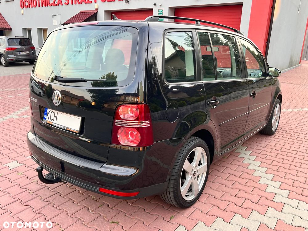 Volkswagen Touran 1.6 Trendline - 8