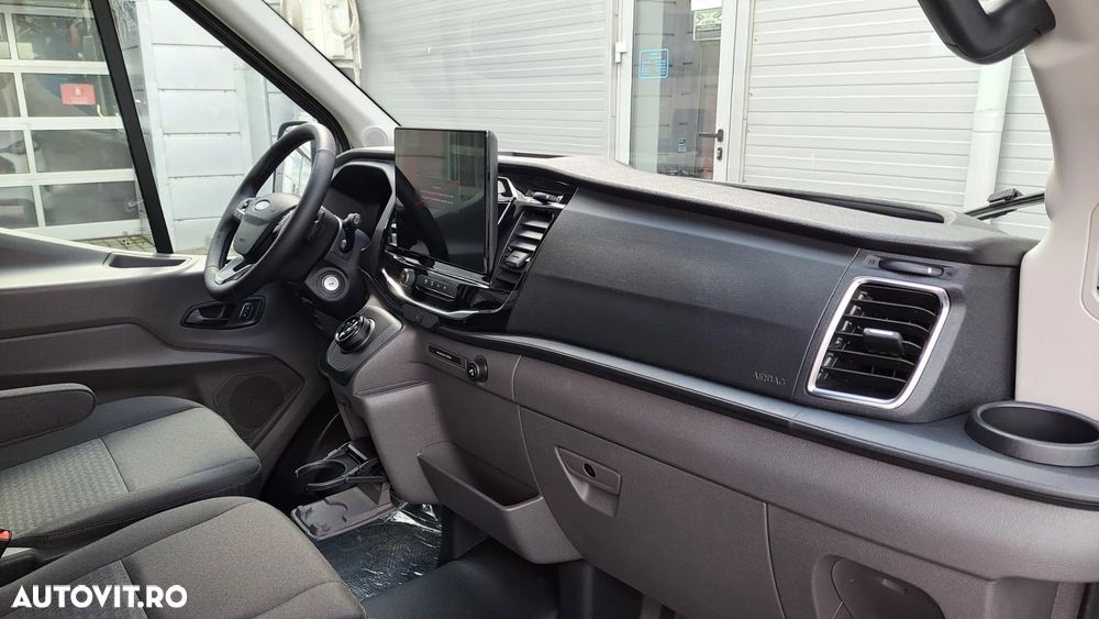 Ford NEW TRANSIT DCIV L3H2 6+1 T350 FWD - 17