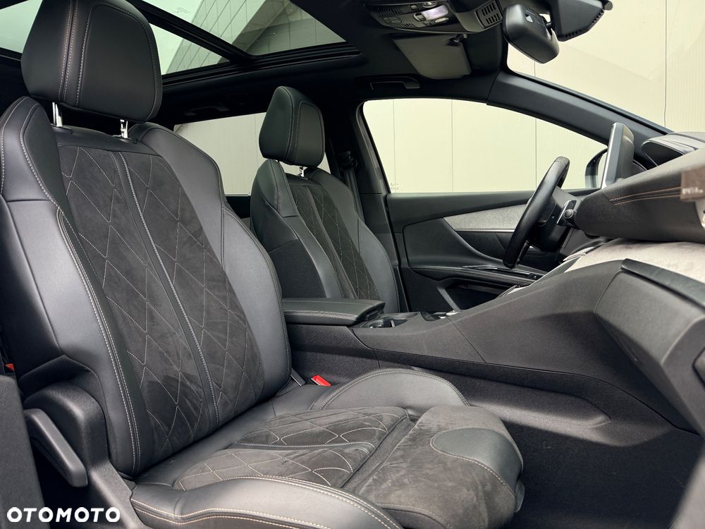 Peugeot 5008 BlueHDi 180 EAT8 GT - 22