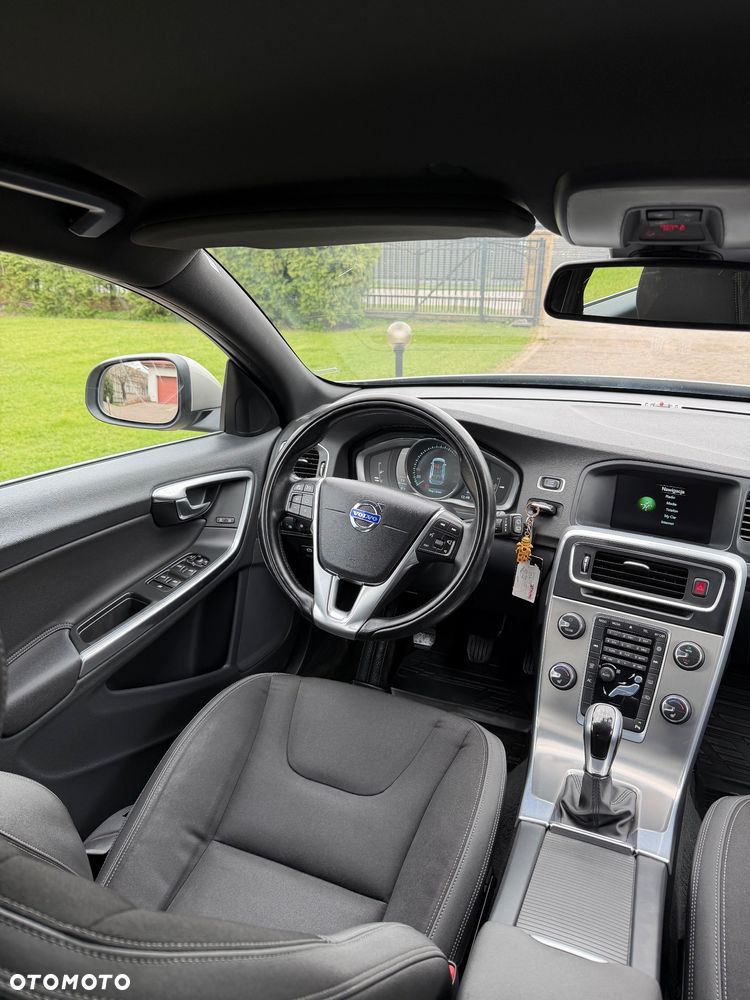 Volvo V60 D4 - 32