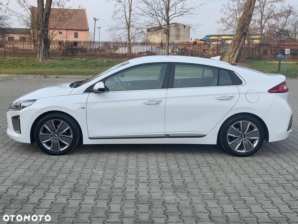 Hyundai IONIQ Plug-in hybrid Premium - 4