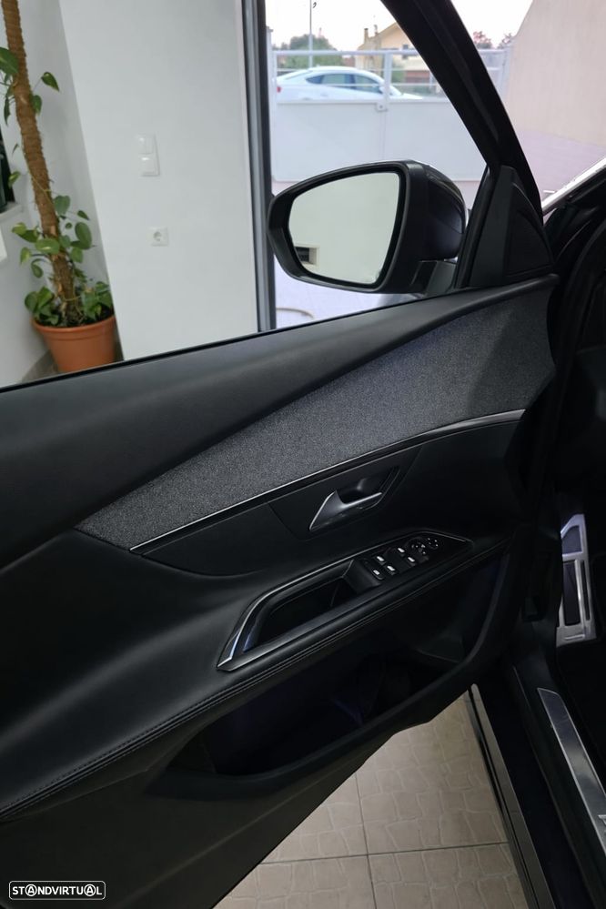 Peugeot 5008 1.5 BlueHDi GT Line J19 EAT8 - 14