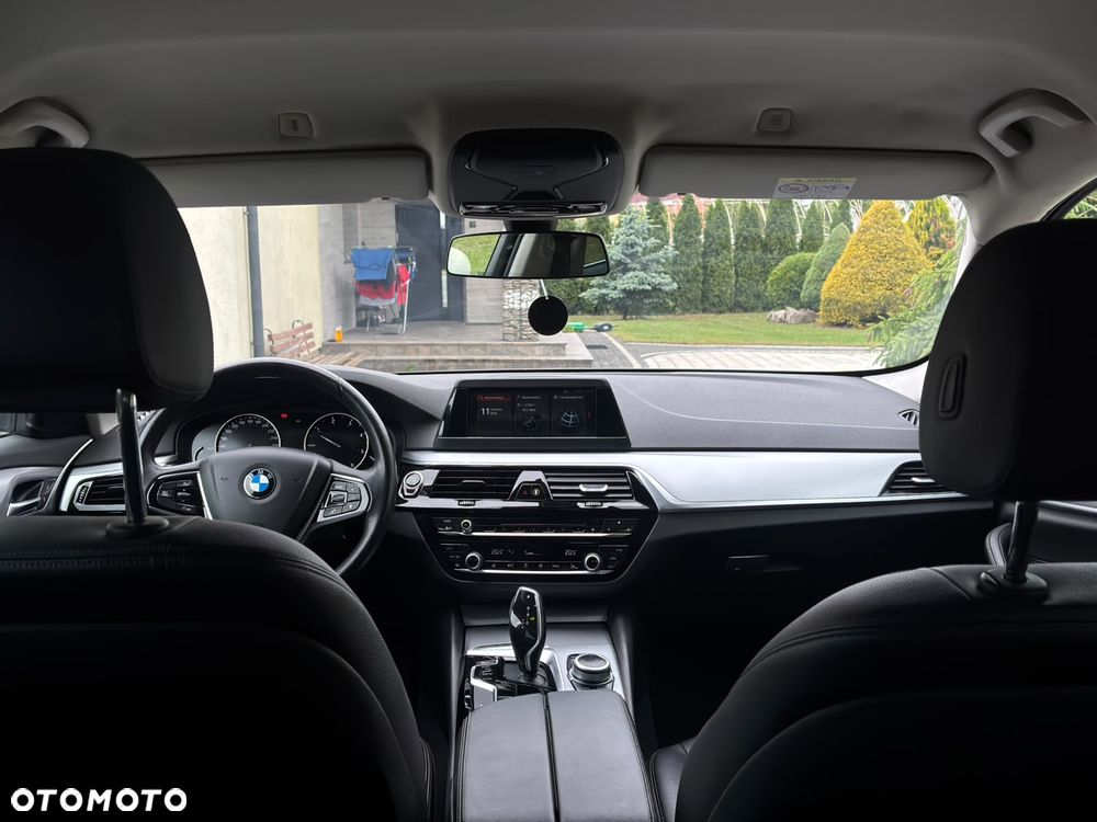 BMW Seria 5 520d Modern Line - 19