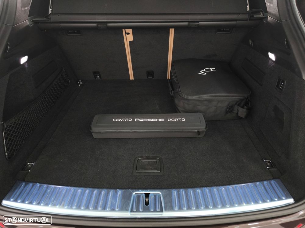 Porsche Cayenne E-Hybrid - 26