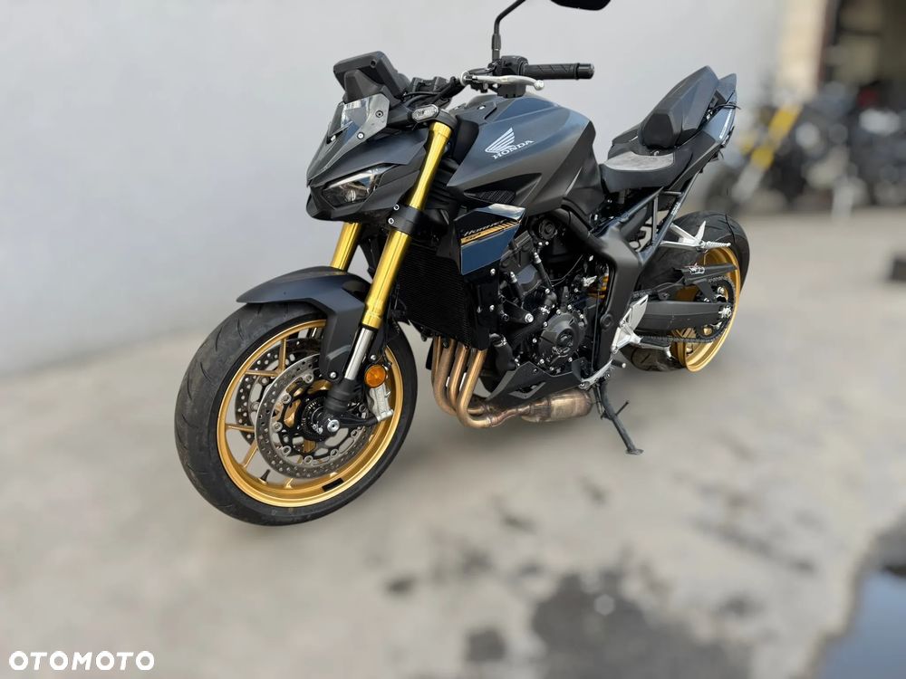 Honda CB - 6