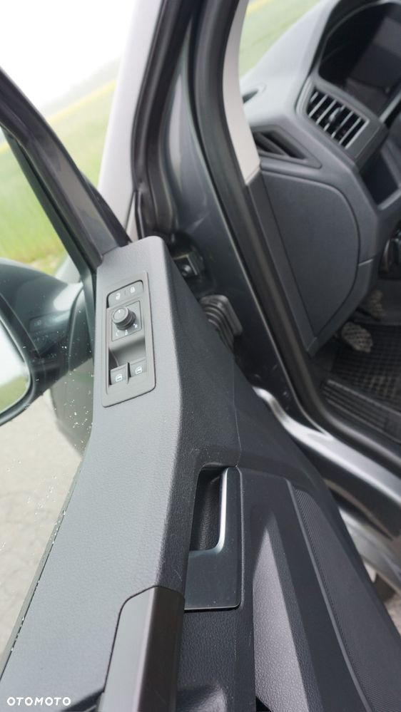 Volkswagen Caravelle 2.0 TDI L2 Highline - 17