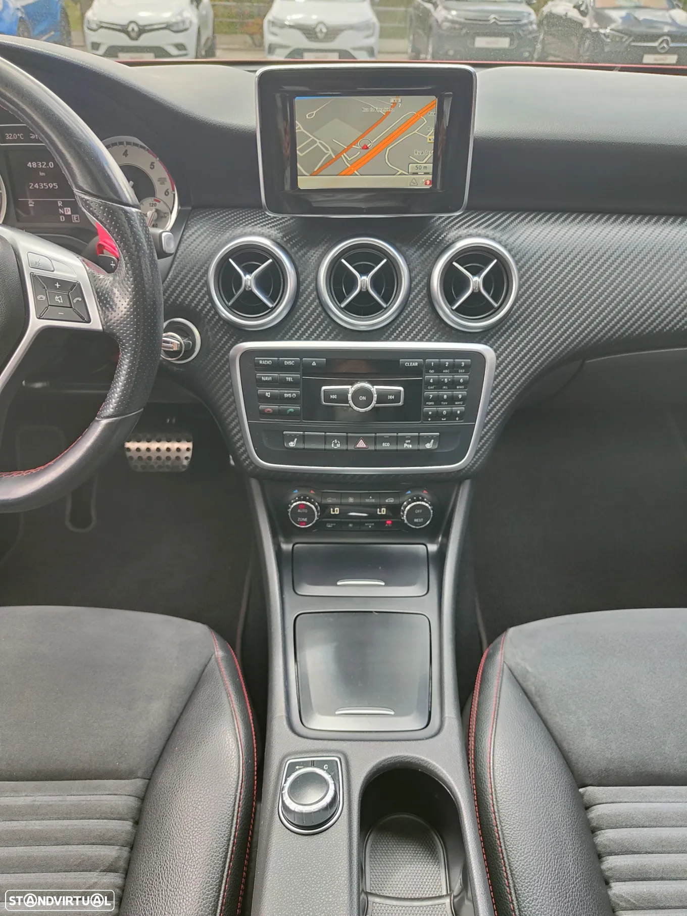 Mercedes-Benz A 220 CDi BE AMG Line Aut. - 44