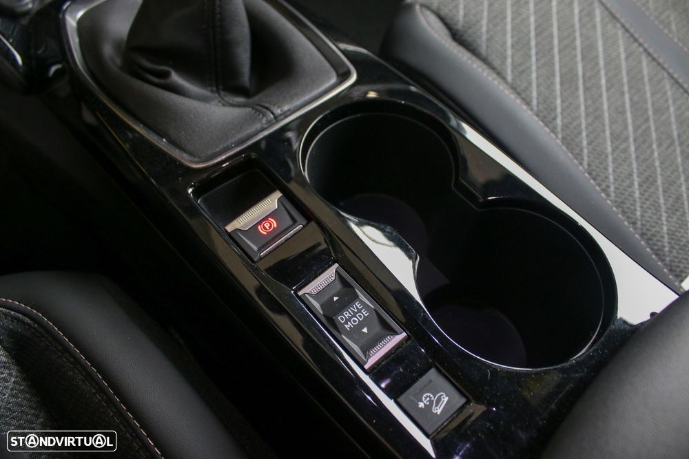 Peugeot 2008 1.2 PureTech Allure - 27