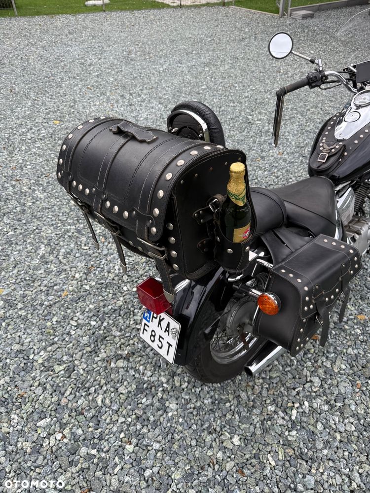 Suzuki Intruder - 3
