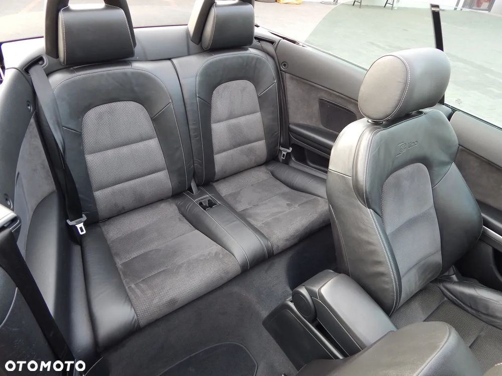 Audi A3 Cabrio 2.0 TDI DPF S tronic S Line Sportpaket - 20