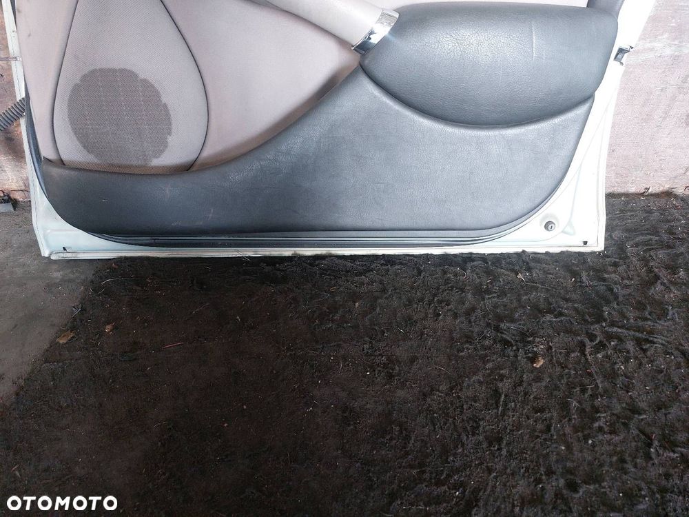 DRZWI KOMPLETNE PRAWY PRZÓD ROVER 75 I HES - 6