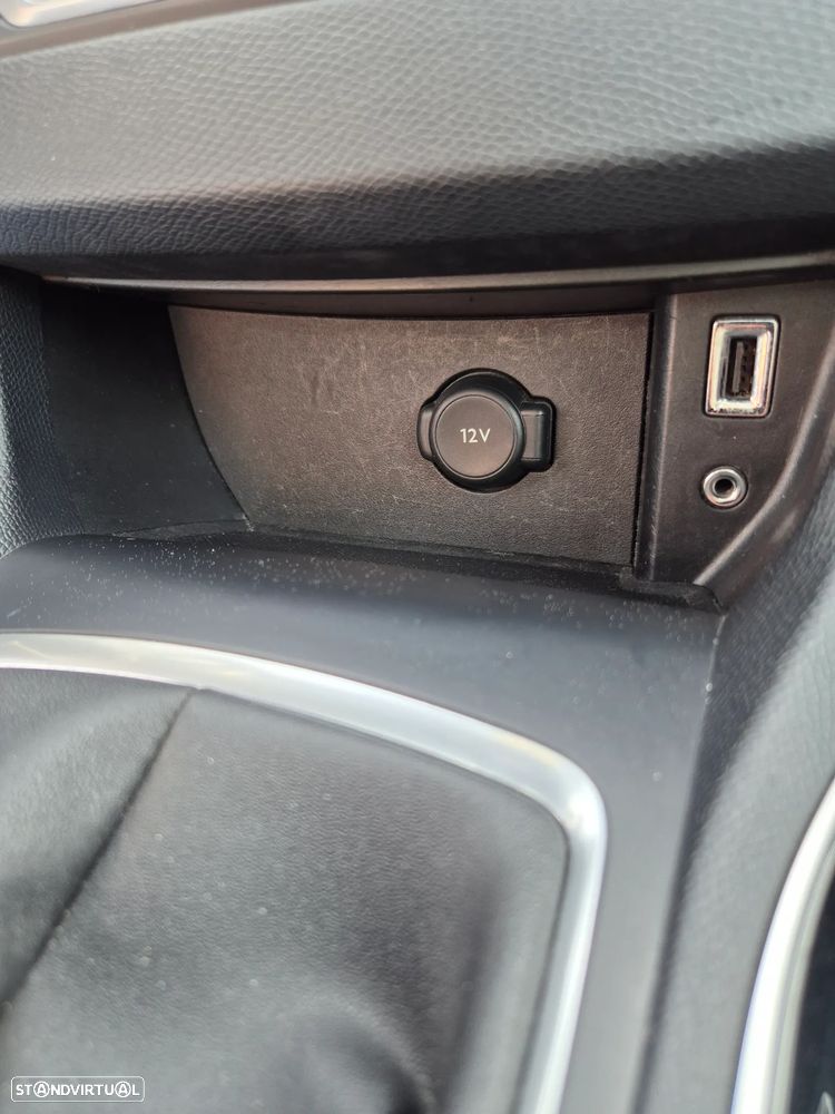 Peugeot 308 SW 1.6 BlueHDi GT Line - 23