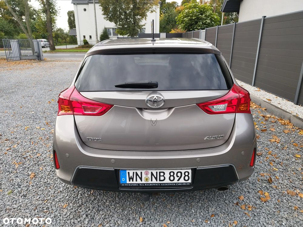 Toyota Auris 1.6 Edition - 10