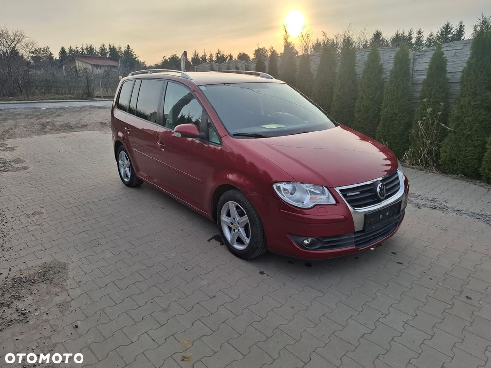 Volkswagen Touran 1.9 TDI DPF BlueMot Trendline - 1