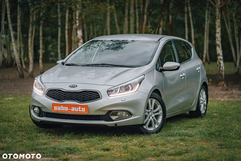 Kia Ceed 1.6 GDI Dream Team Edition - 3