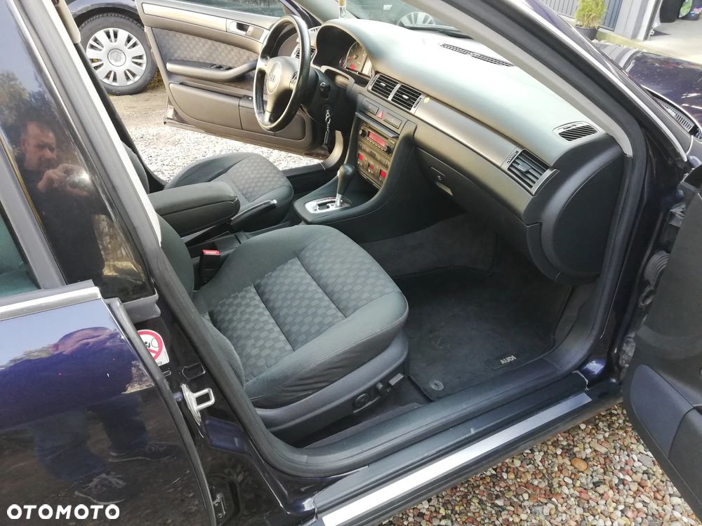 Audi A6 Avant 2.4 Multitronic - 10
