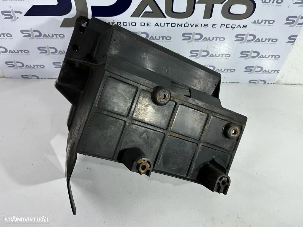 Base / Suporte Bateria - Range Rover P38 - 2
