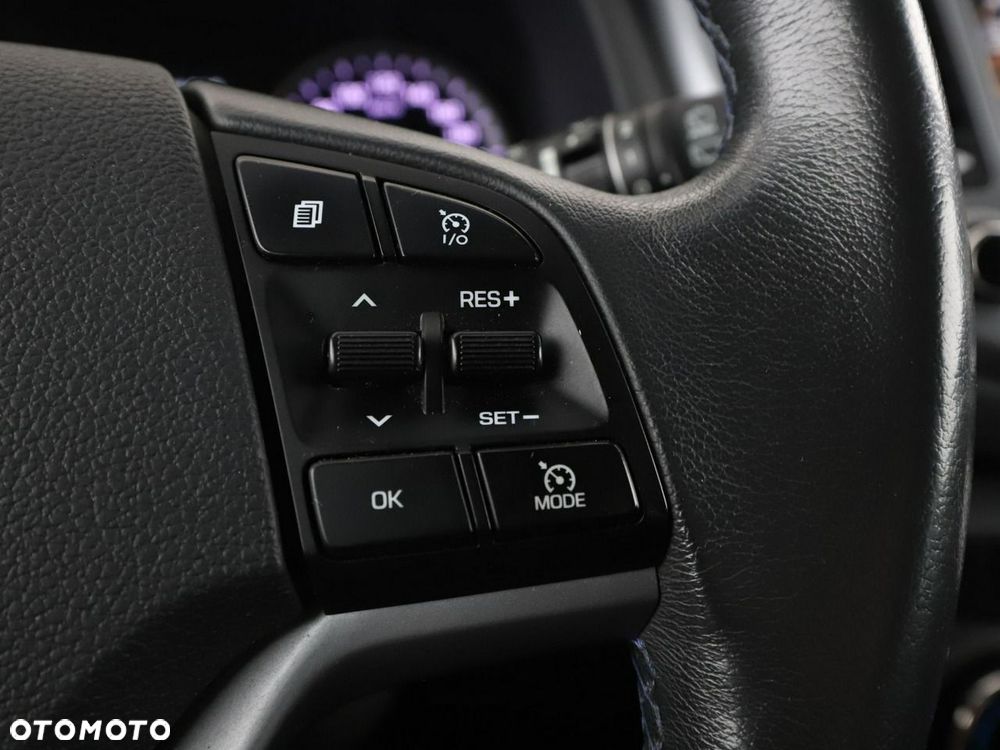Hyundai Tucson 2.0 CRDI BlueDrive Style 2WD - 31