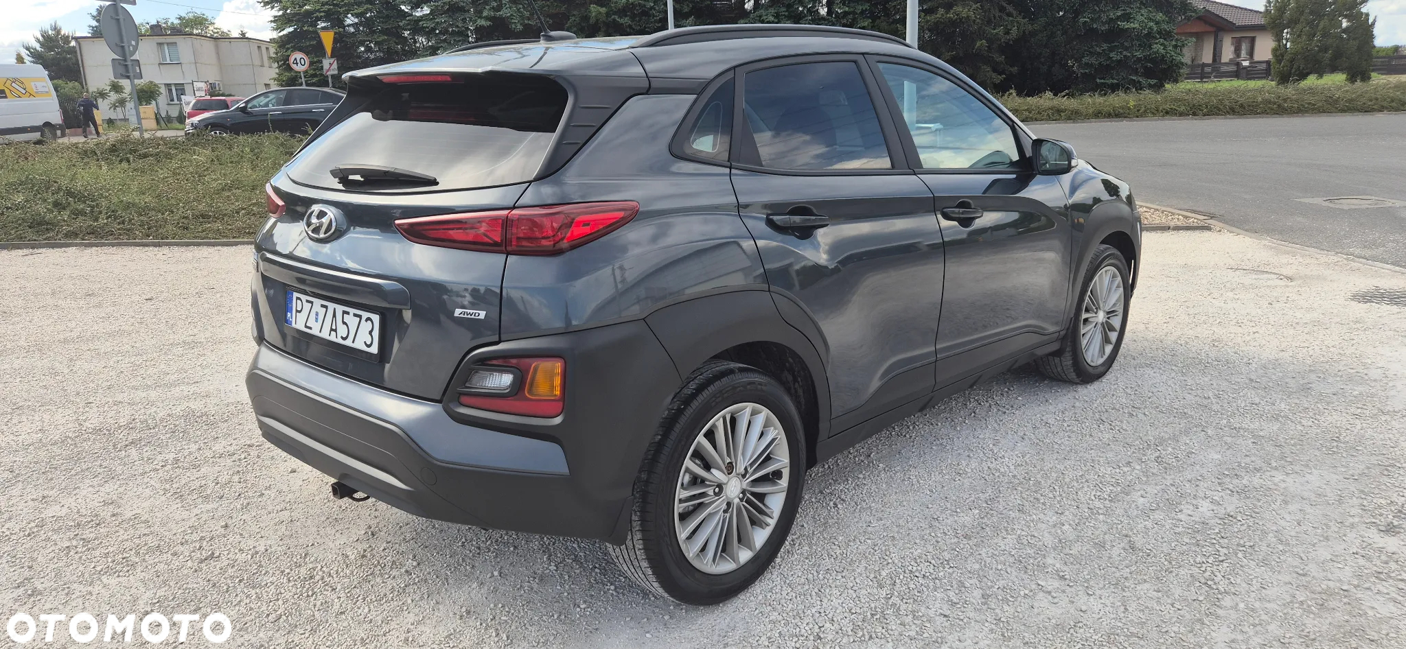 Hyundai Kona - 3