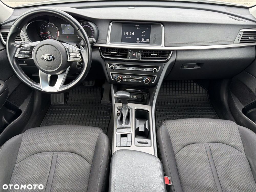 Kia Optima - 24