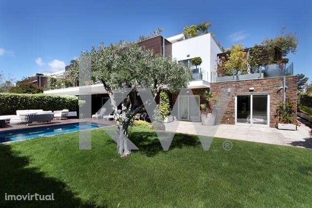 Uma Joia Rara na Costa da Guia - Andar de Moradia T4 Térrea com Piscin - Grande imagem: 2/26