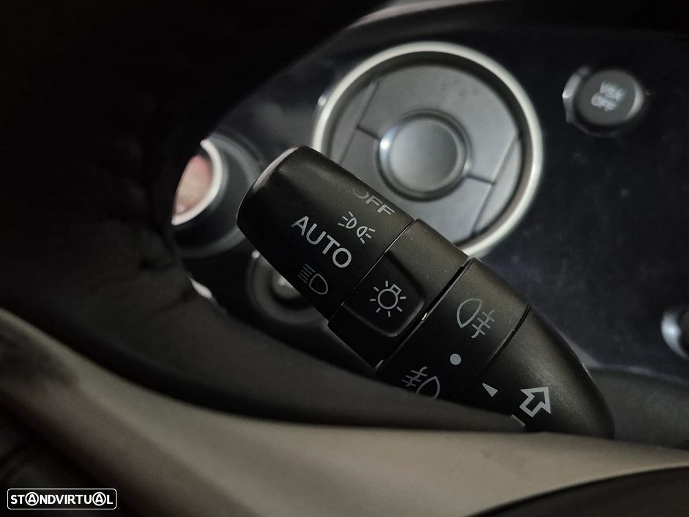 Honda Civic 1.8 Executive - 19