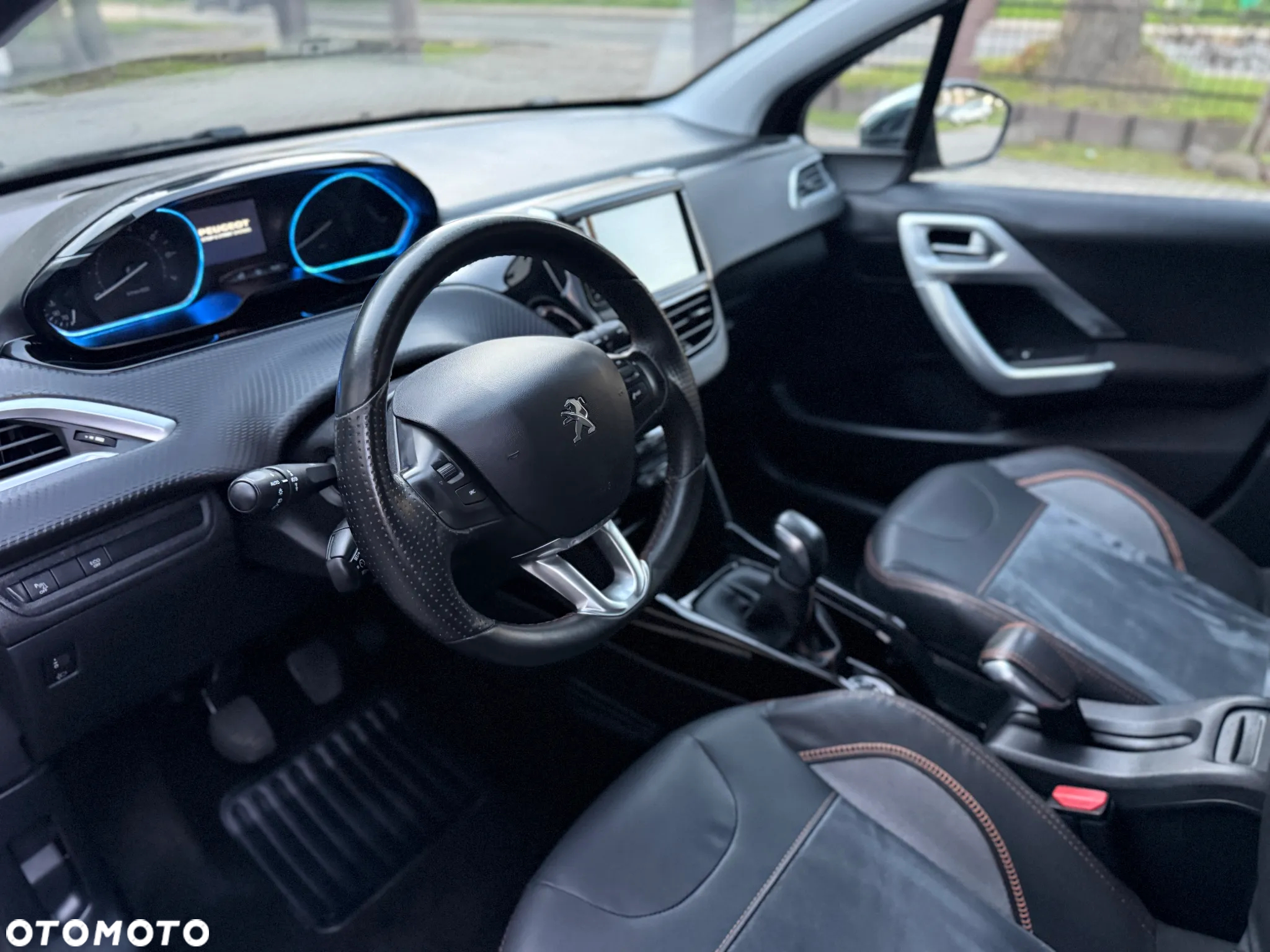 Peugeot 2008 - 30