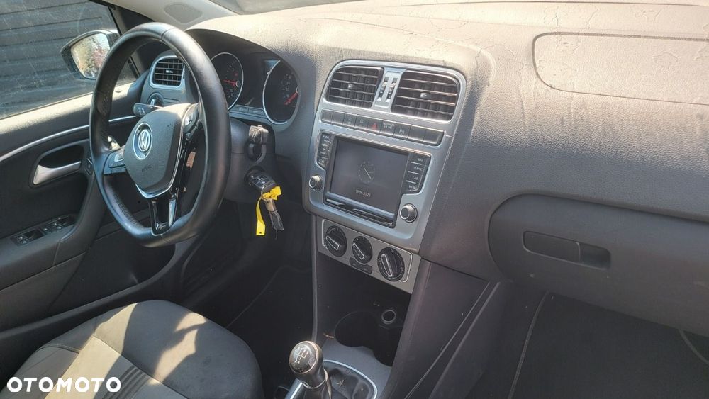 Volkswagen Polo - 14