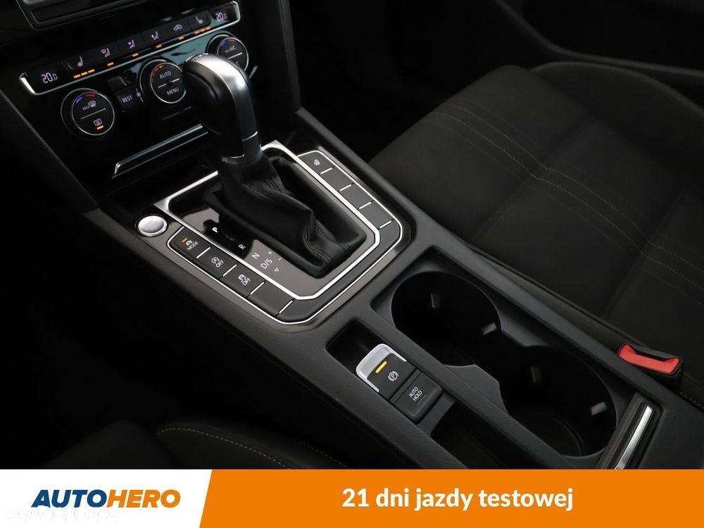 Volkswagen Passat Alltrack - 27