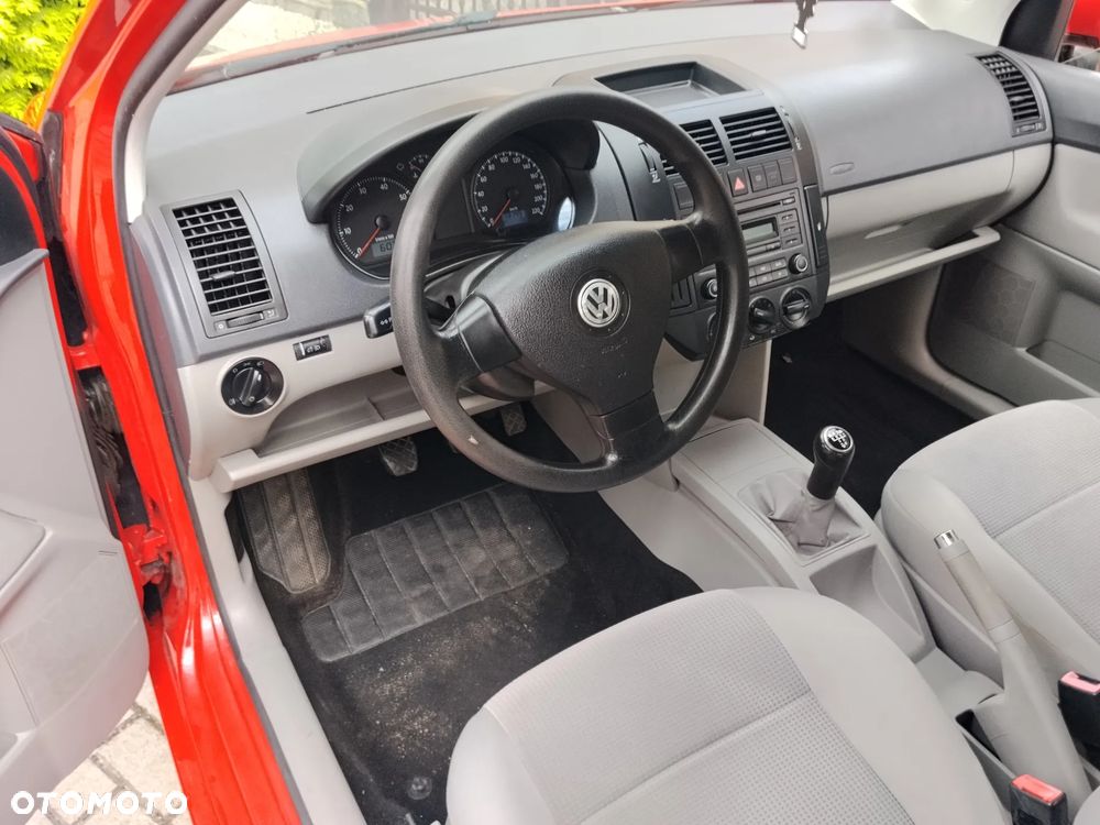 Volkswagen Polo - 28