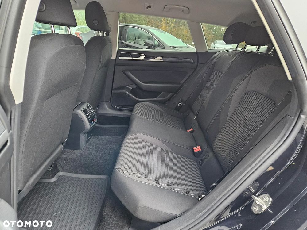 Volkswagen Arteon 2.0 TDI SCR Essence DSG - 13