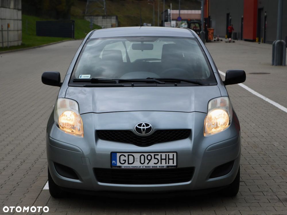 Toyota Yaris 1.0 Terra - 34