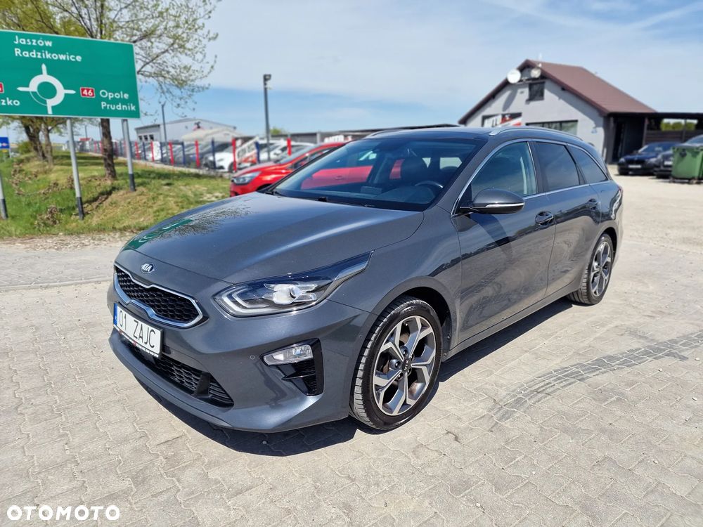 Kia Ceed 1.6 CRDi Eco-Dynamics+ (48V Mild-Hybrid) DCT7 Platinum Edition - 1