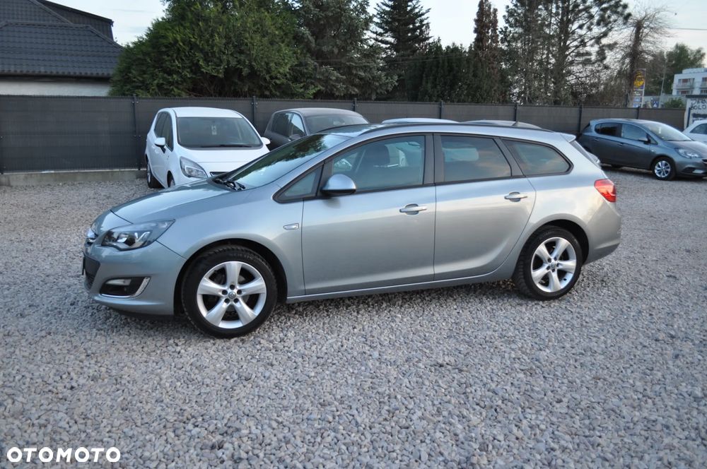 Opel Astra 1.4 Turbo Design Edition - 13
