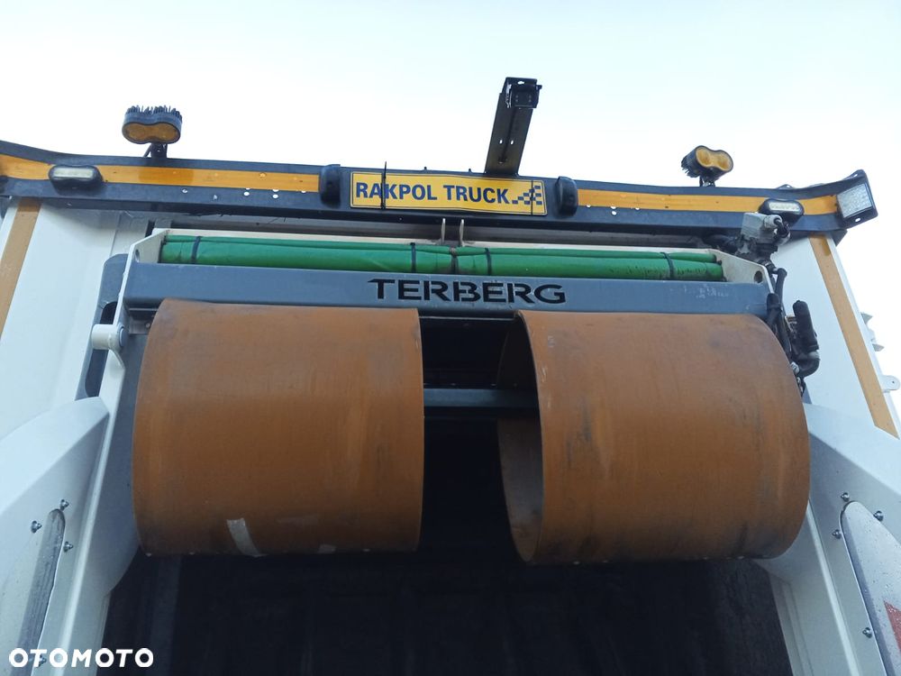 Renault Renault Śmieciarka Renault D WIDE / Euro 6 / SEMAT - 15