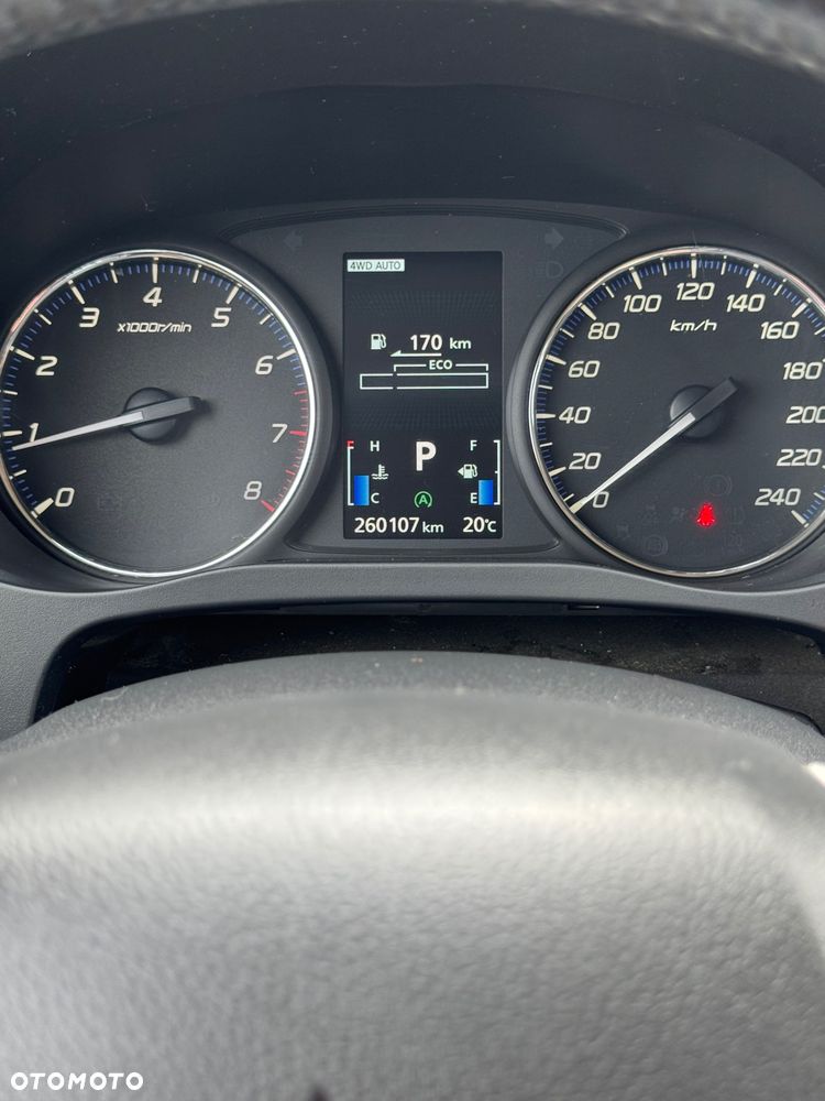 Mitsubishi Outlander 2.0 Intense + CVT - 9