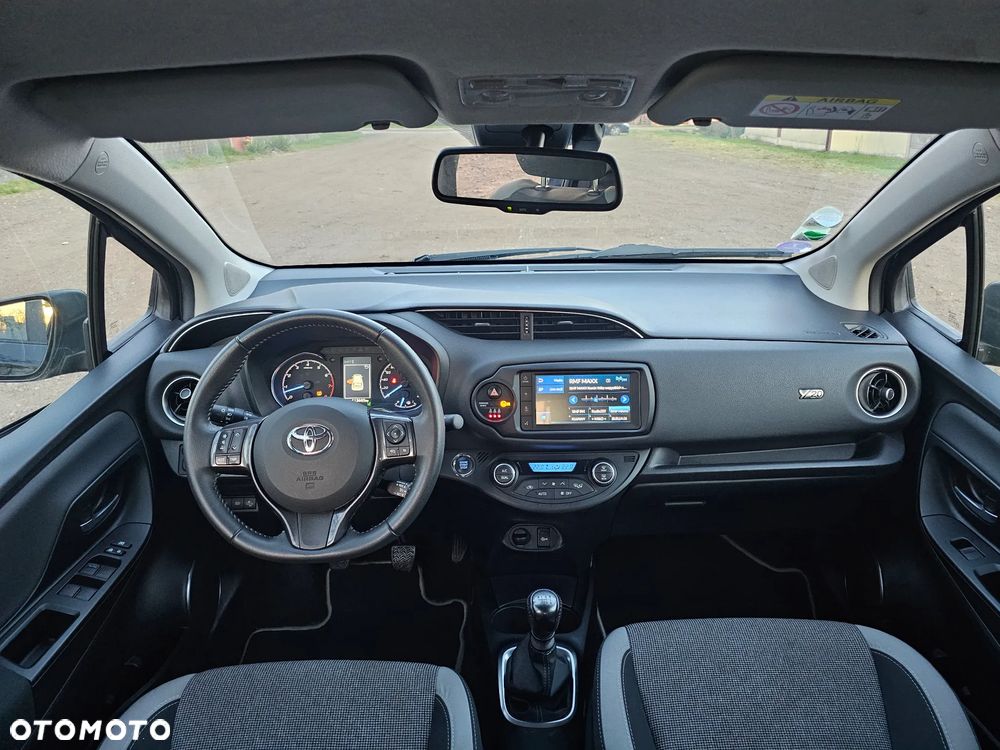 Toyota Yaris 1.5 20th Anniversary - 18