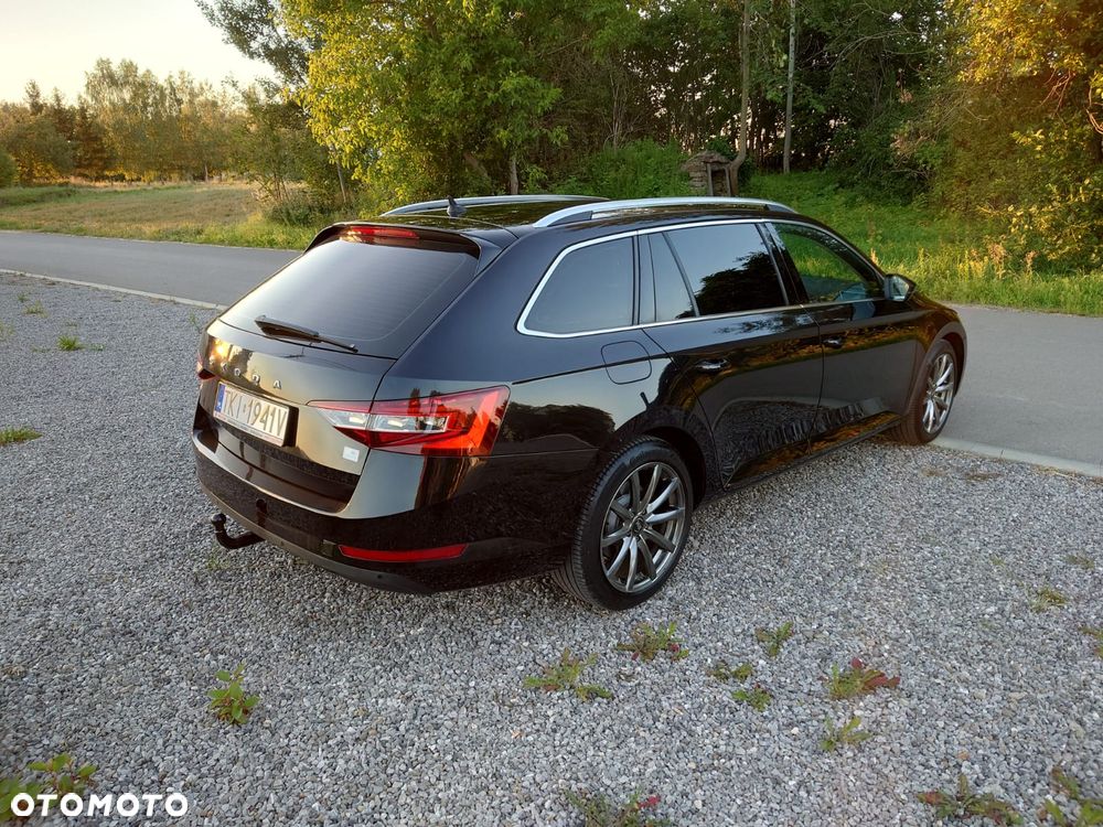 Skoda Superb 2.0 TDI Ambition - 34