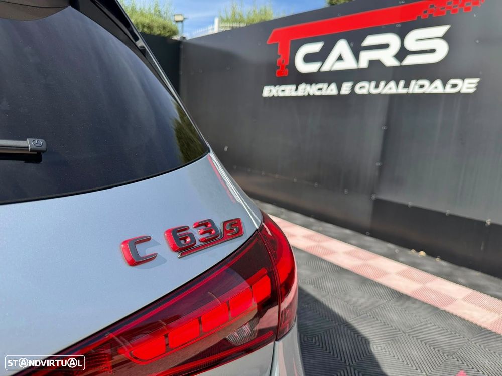 Mercedes-Benz C 63 AMG S E Performance 4Matic - 37