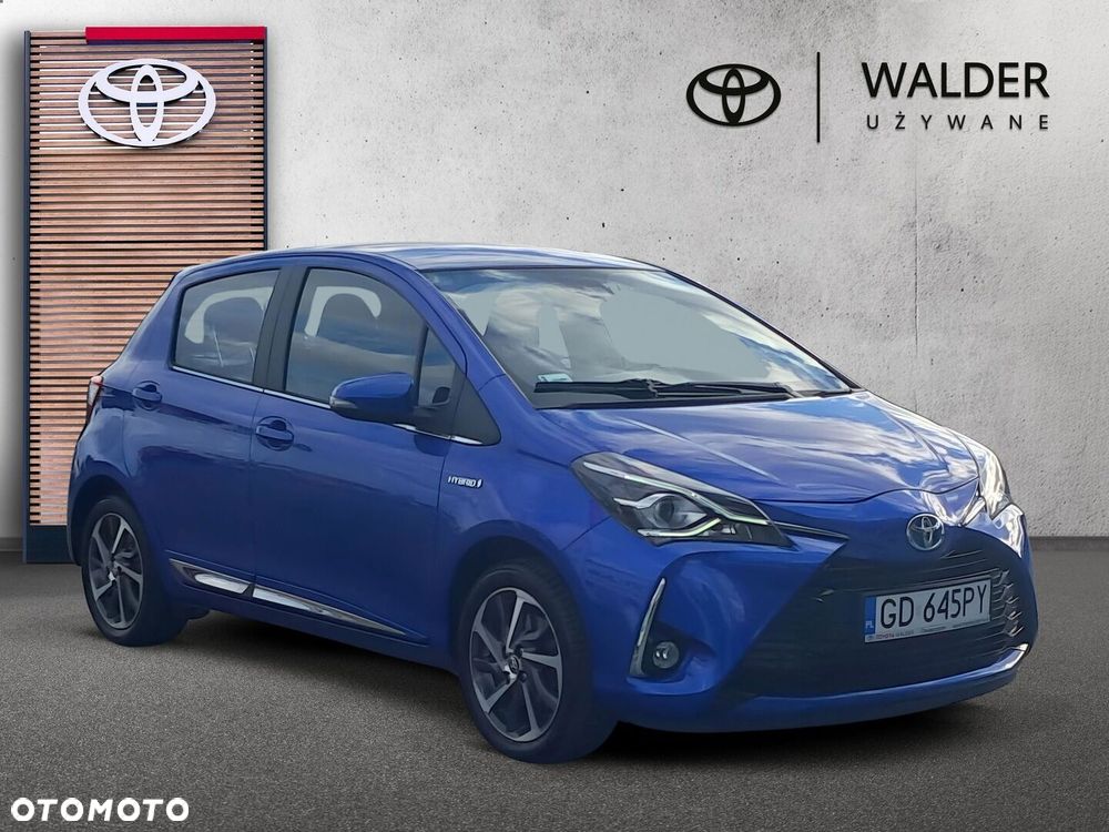 Toyota Yaris Hybrid 100 Dynamic - 6